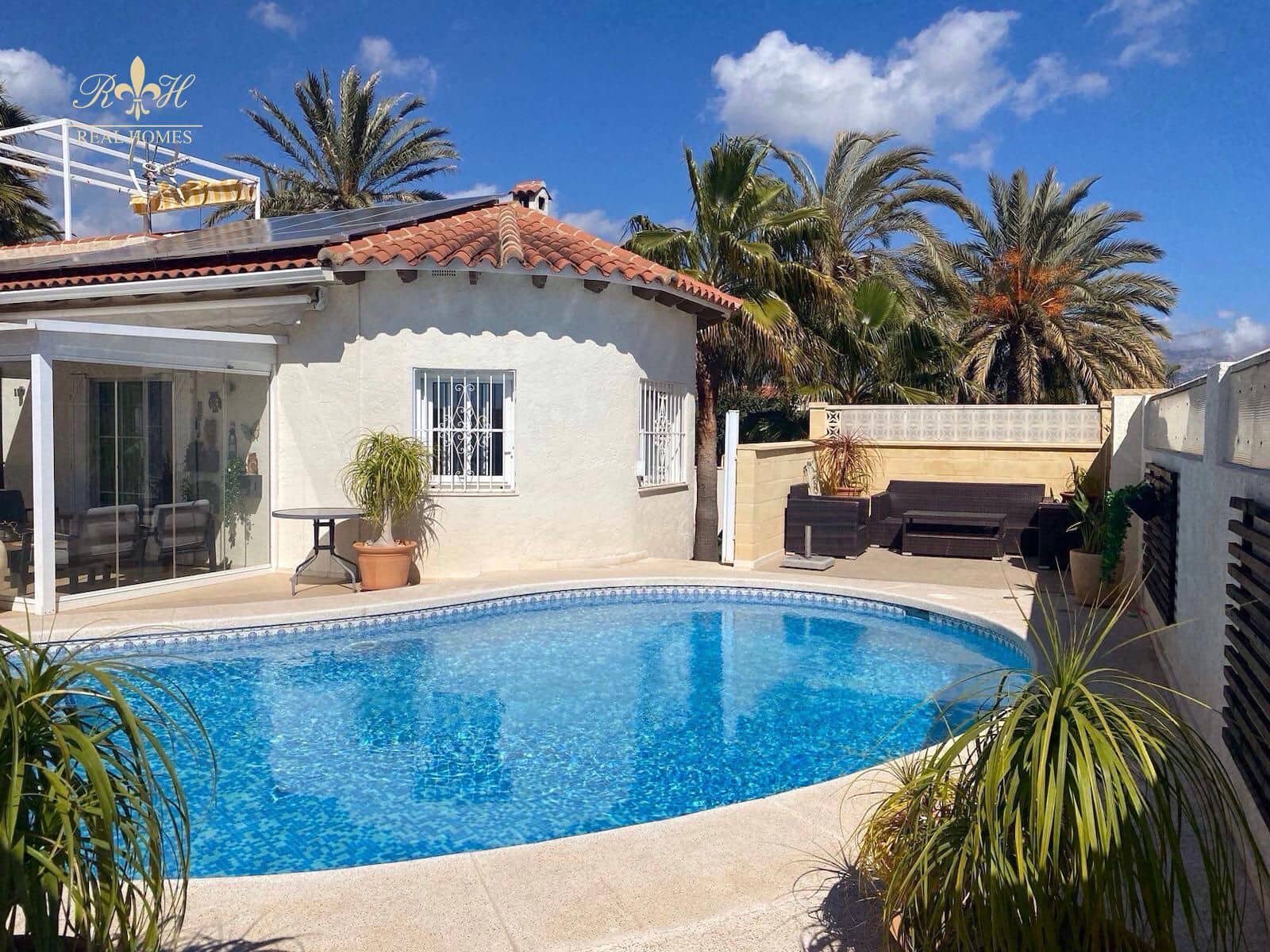 5 bedroom Townhouse for sale in Alfaz del Pi / L'Alfas del Pi with pool garage - € 595,000 (Ref: 9877223)