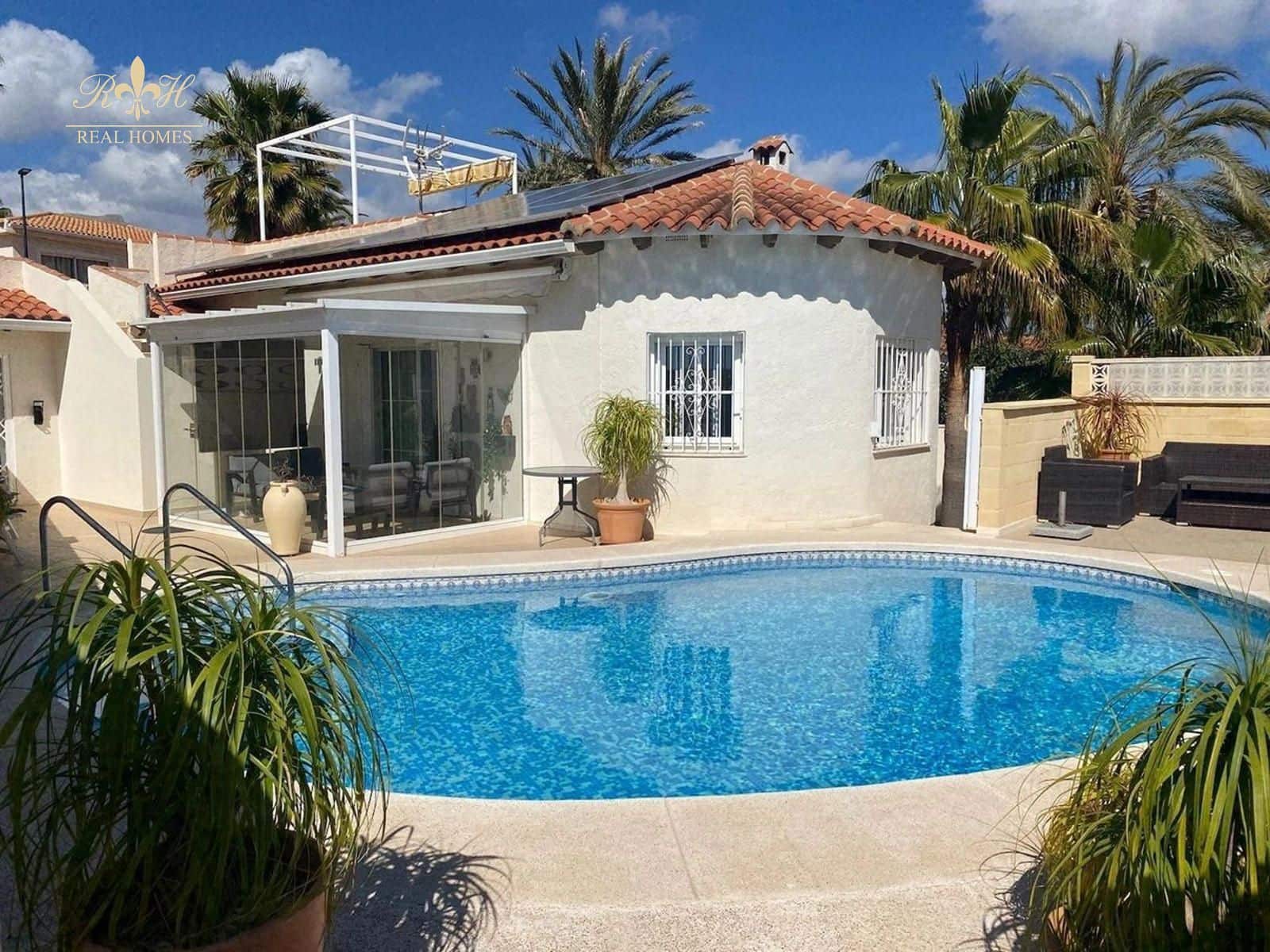 5 bedroom Townhouse for sale in Alfaz del Pi / L'Alfas del Pi with pool garage - € 595,000 (Ref: 9877223)