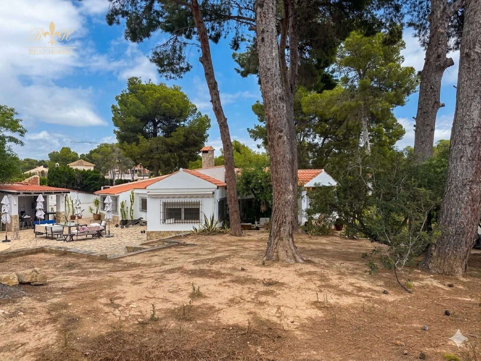 3 quarto Moradia para venda em La Nucia com piscina - 795 000 € (Ref: 9882588)