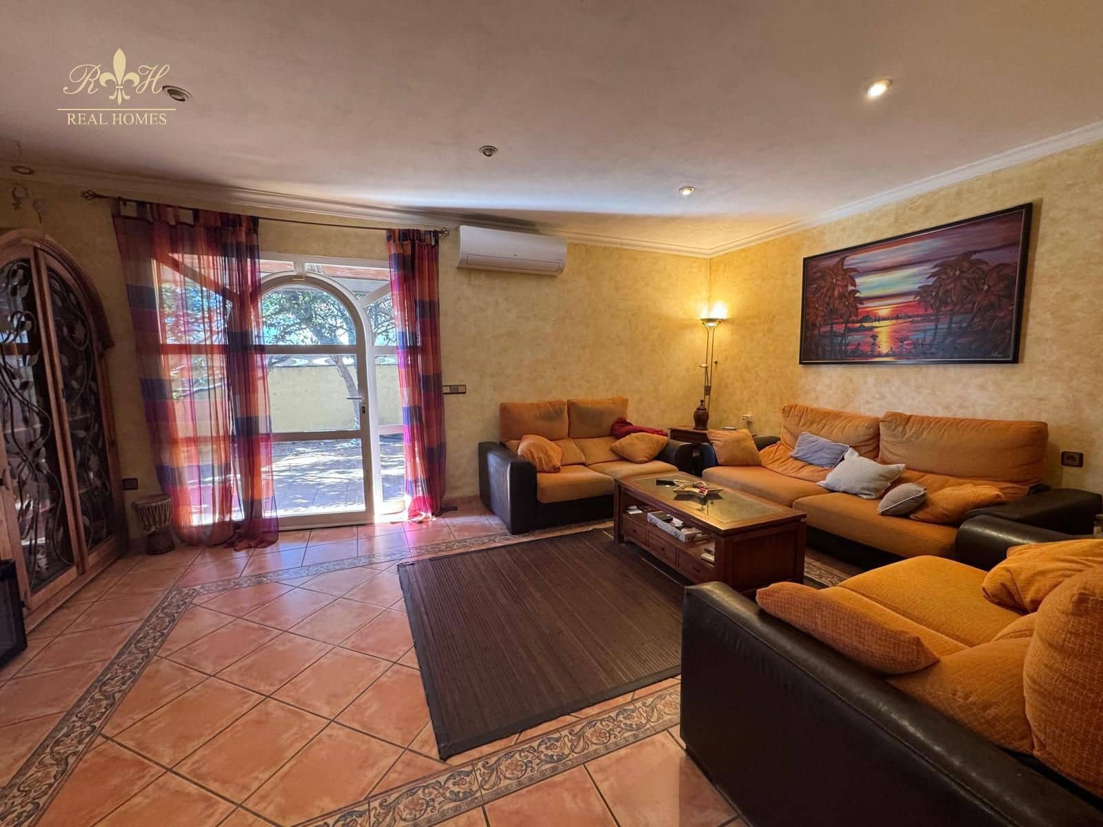 4 makuuhuone Huvila myytävänä paikassa Albir mukana uima-altaan - 635 000 € (Ref: 9909040)