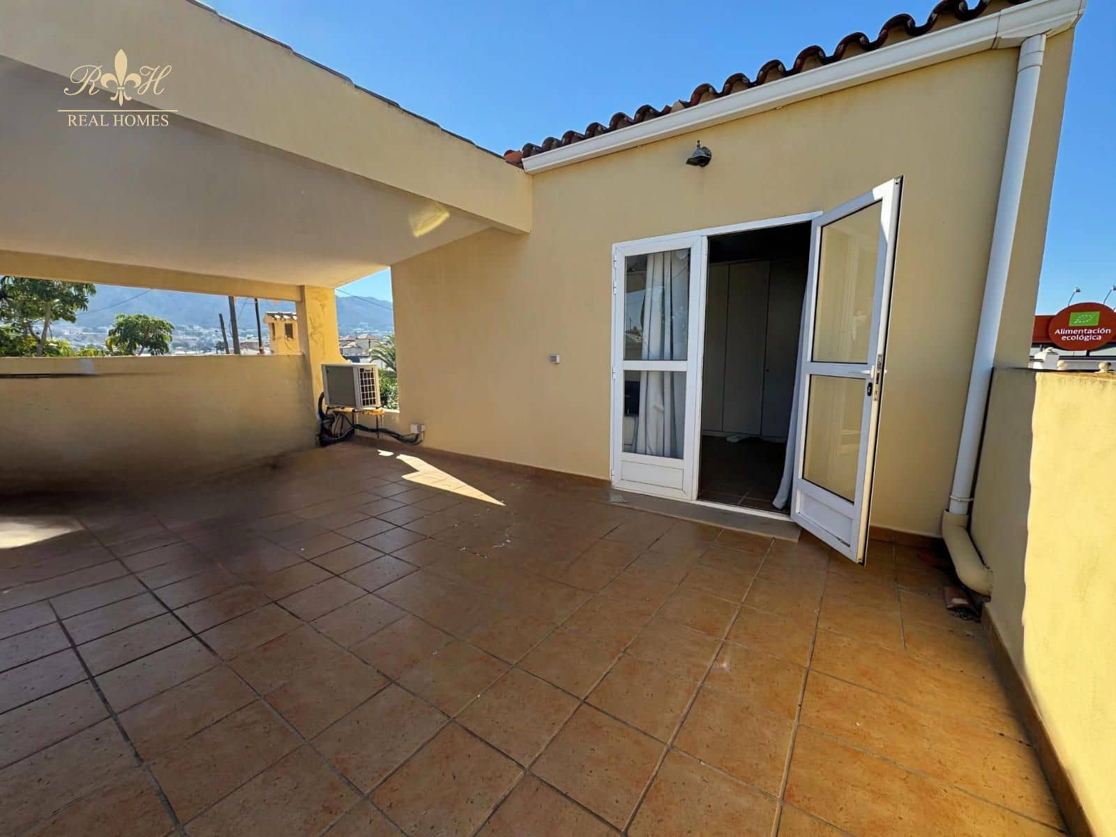 4 makuuhuone Huvila myytävänä paikassa Albir mukana uima-altaan - 635 000 € (Ref: 9909040)