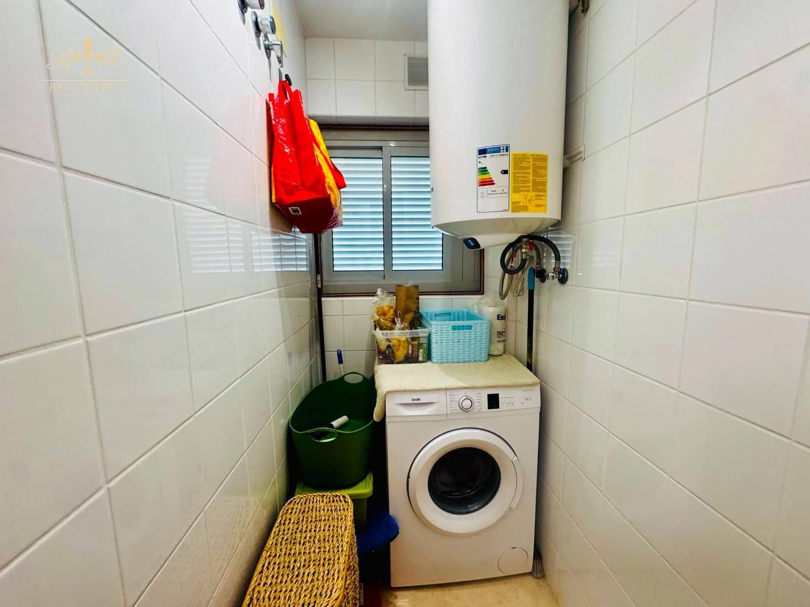2 soveværelse Lejlighed til salg i Albir med swimmingpool garage - € 399.000 (Ref: 9911833)