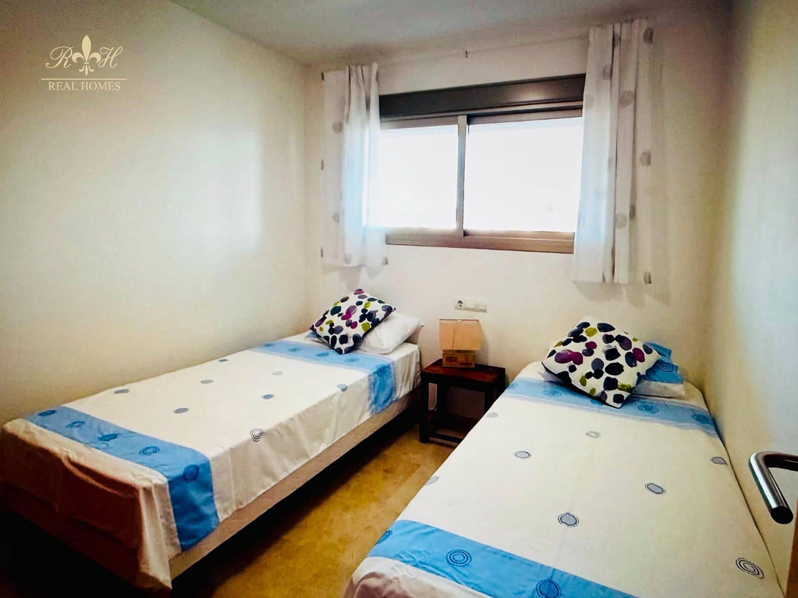2 soveværelse Lejlighed til salg i Albir med swimmingpool garage - € 399.000 (Ref: 9911833)