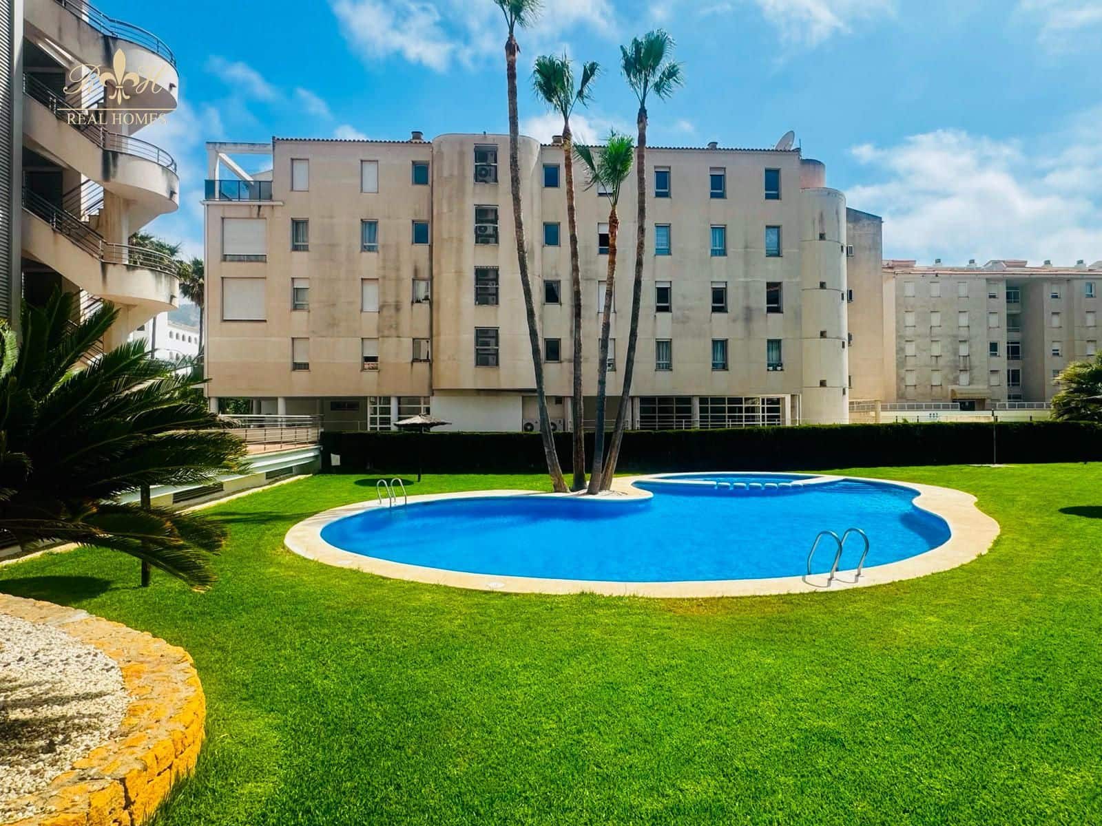 2 soveværelse Lejlighed til salg i Albir med swimmingpool garage - € 399.000 (Ref: 9911833)