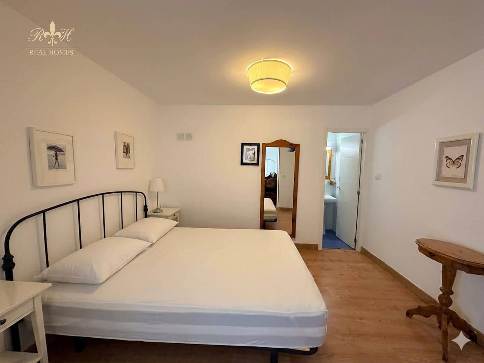 1 quarto Apartamento para arrendar em Albir - 850 € (Ref: 9914564)