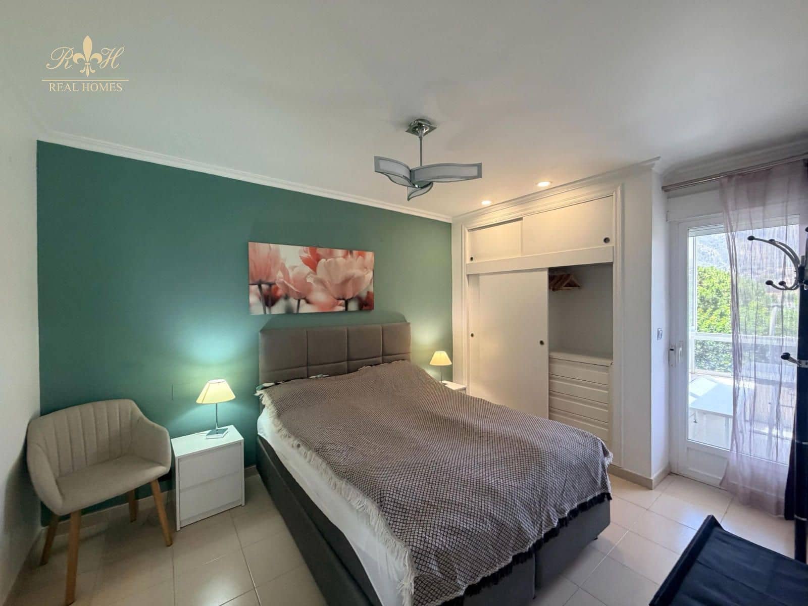 Piso de 3 habitaciones en Albir en venta con garaje - 435.000 € (Ref: 9914920)