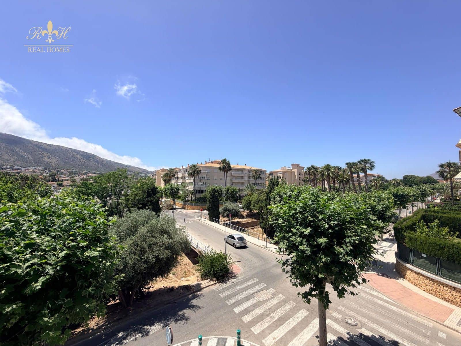 Piso de 3 habitaciones en Albir en venta con garaje - 435.000 € (Ref: 9914920)