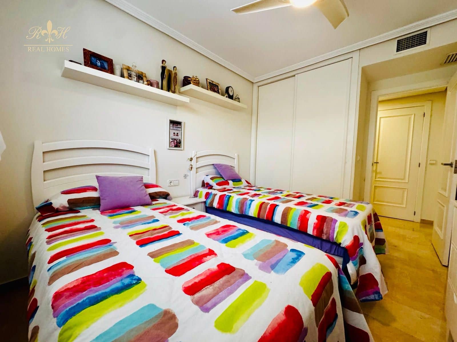 2 slaapkamer Flat te koop in Albir met zwembad garage - € 535.000 (Ref: 9914921)