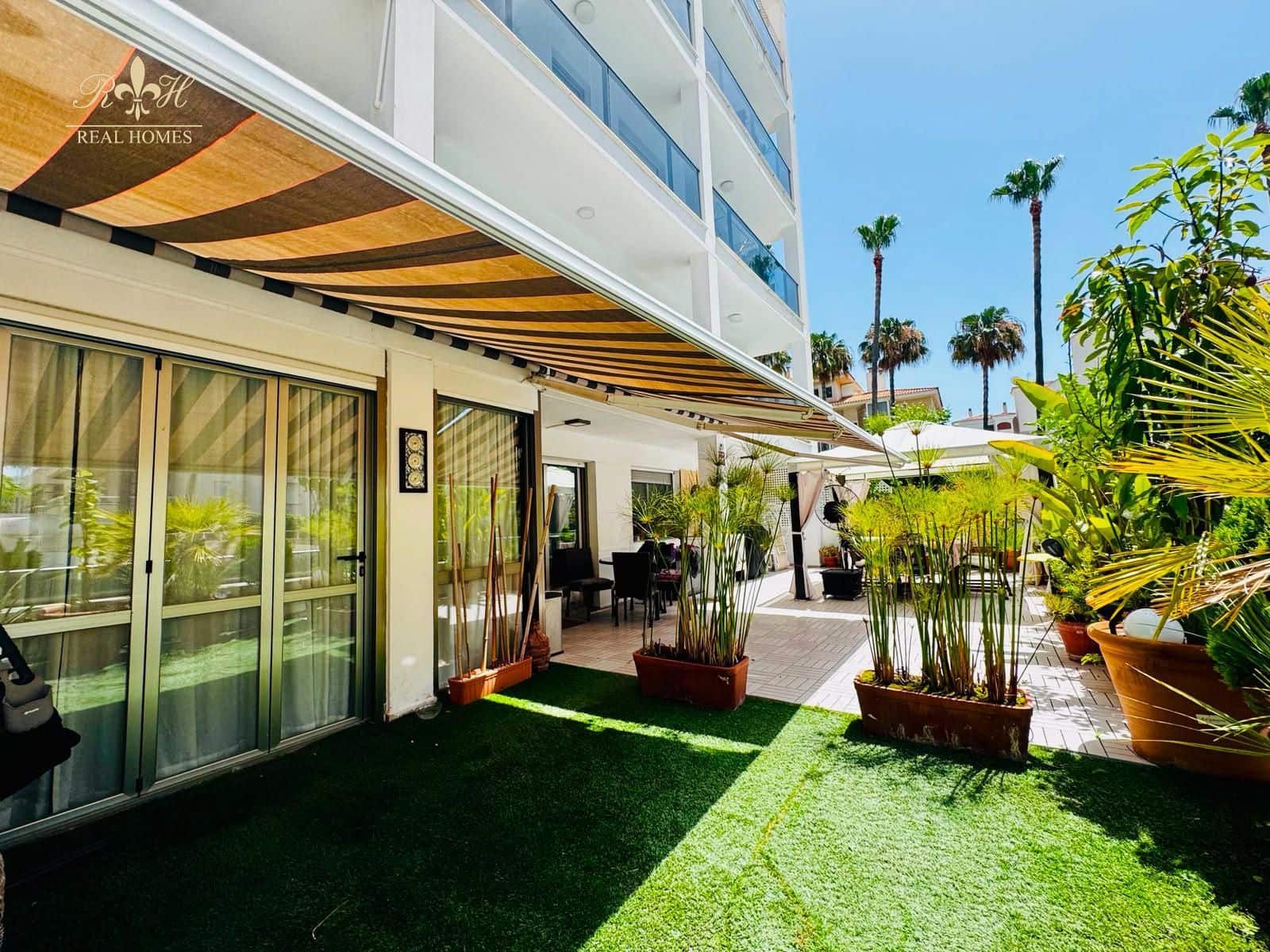 2 slaapkamer Flat te koop in Albir met zwembad garage - € 535.000 (Ref: 9914921)