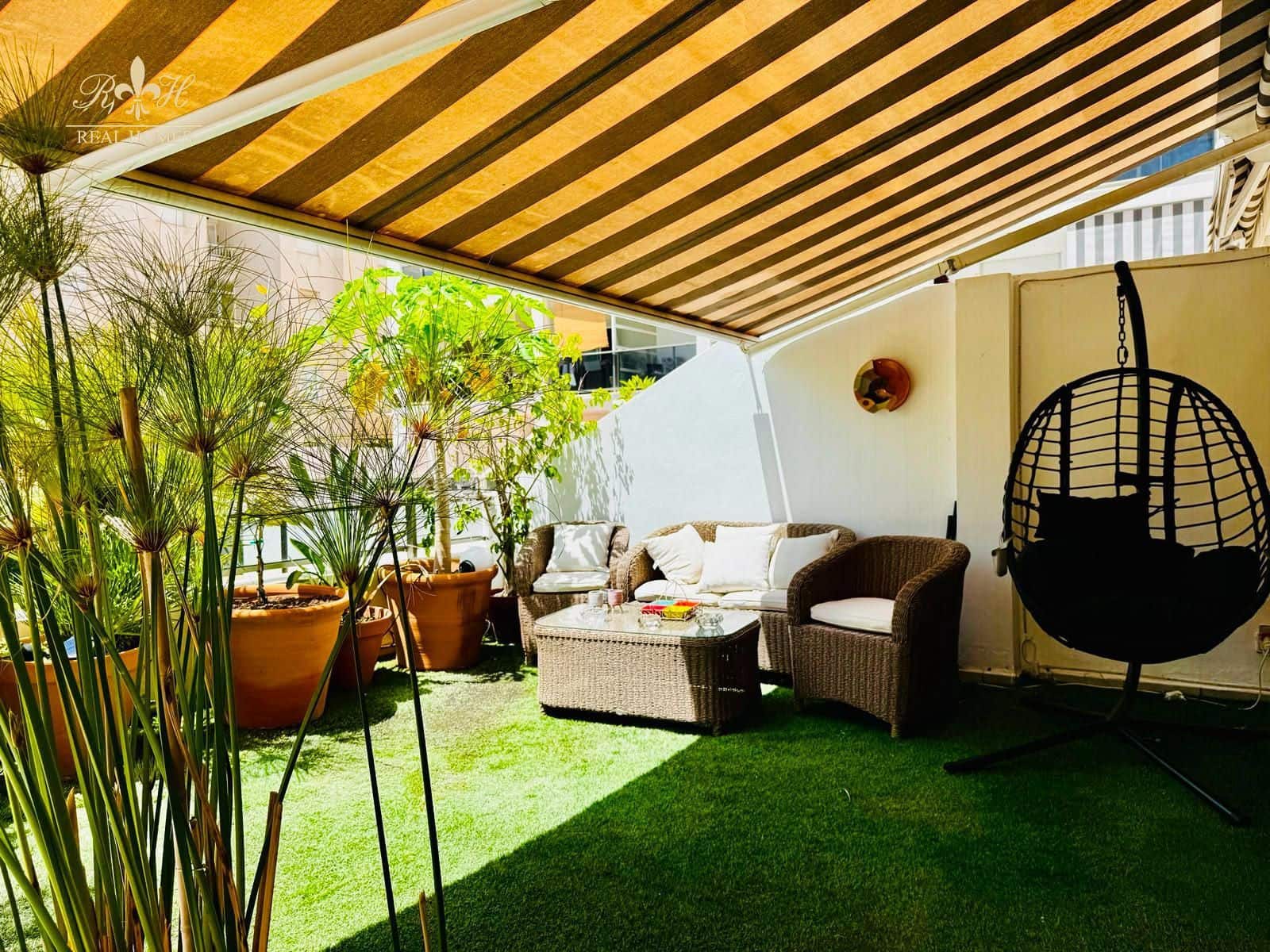 2 slaapkamer Flat te koop in Albir met zwembad garage - € 535.000 (Ref: 9914921)