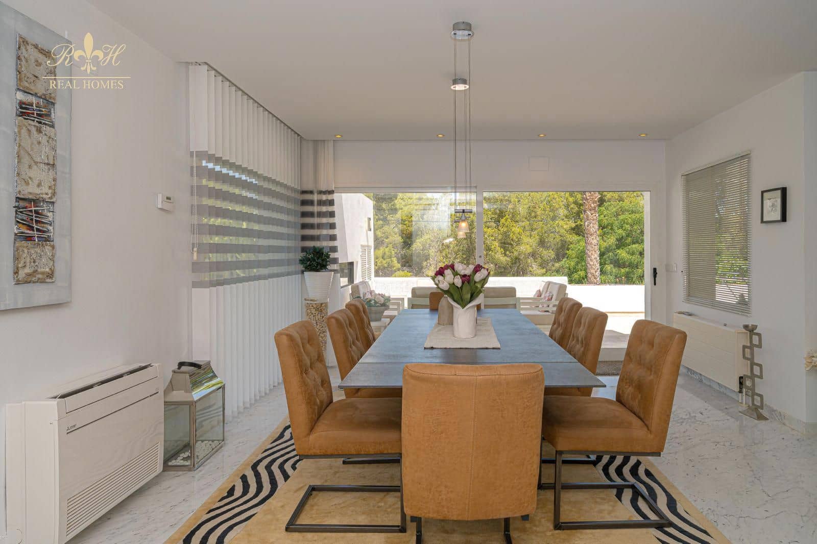 7 bedroom Villa for sale in Albir with pool garage - € 3,500,000 (Ref: 9927819)