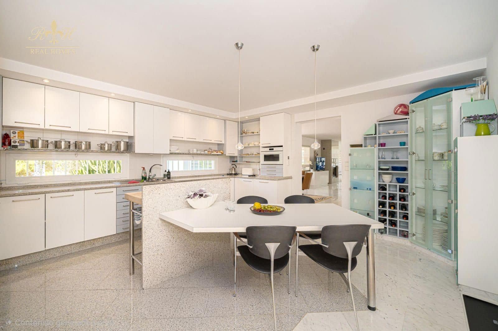 7 bedroom Villa for sale in Albir with pool garage - € 3,500,000 (Ref: 9927819)