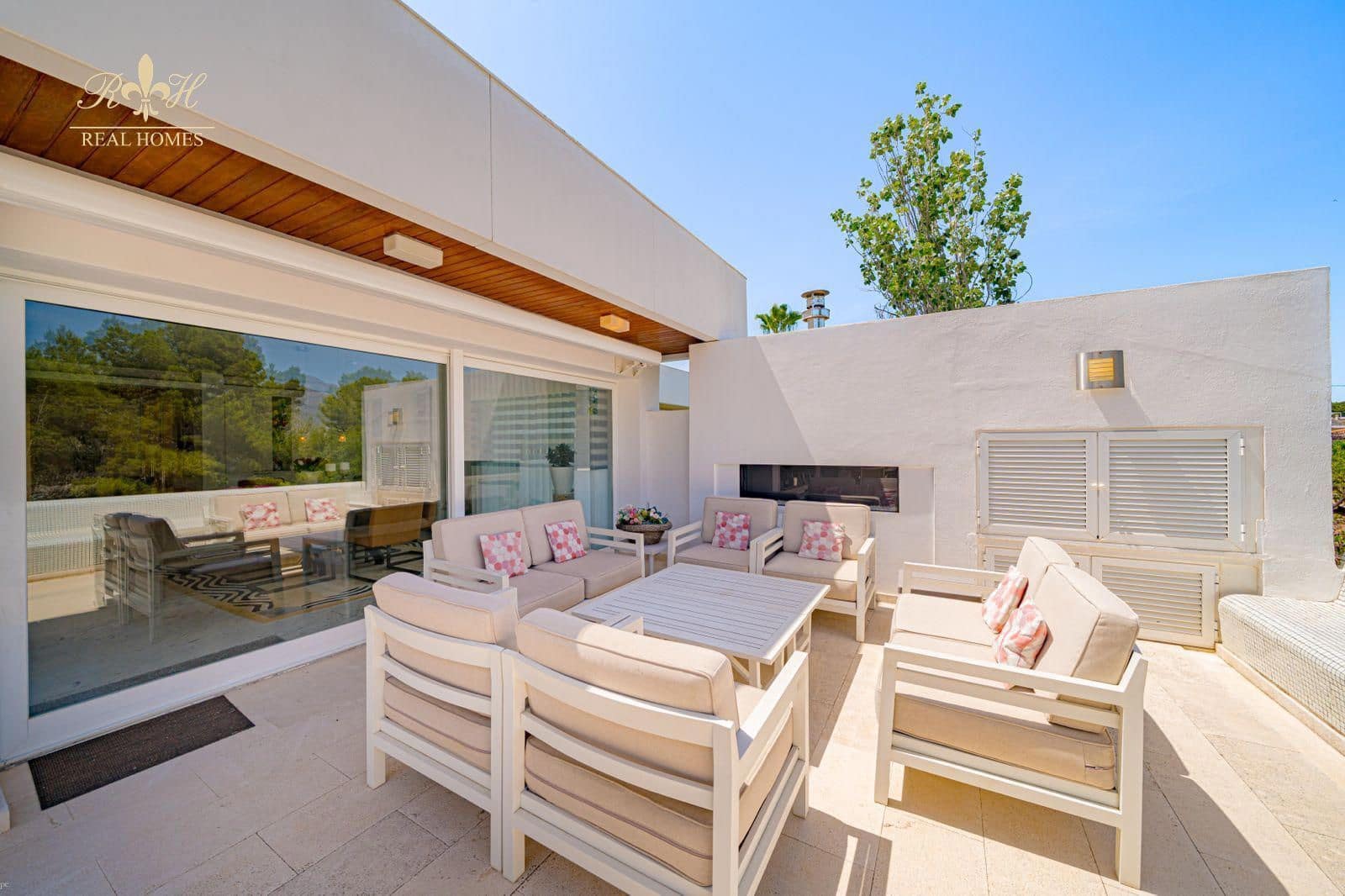 7 bedroom Villa for sale in Albir with pool garage - € 3,500,000 (Ref: 9927819)