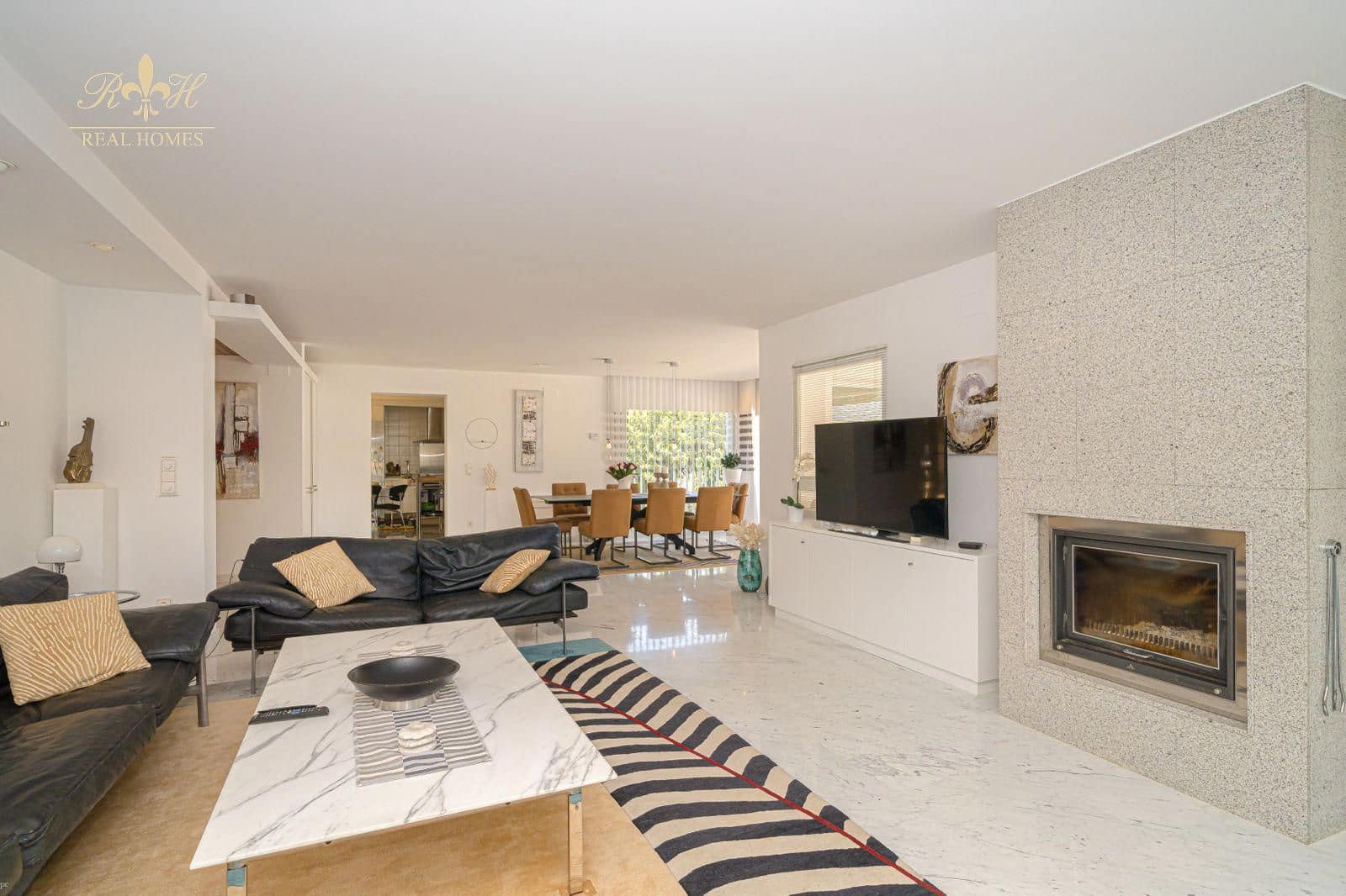 7 bedroom Villa for sale in Albir with pool garage - € 3,500,000 (Ref: 9927819)