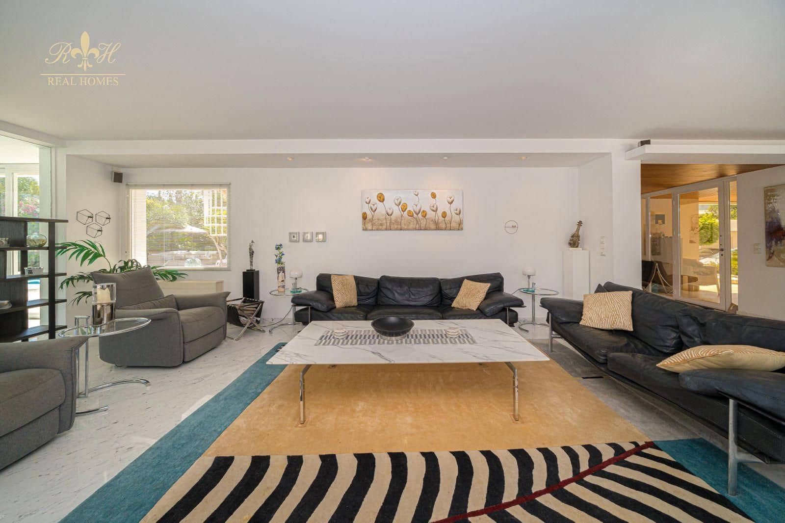 7 bedroom Villa for sale in Albir with pool garage - € 3,500,000 (Ref: 9927819)