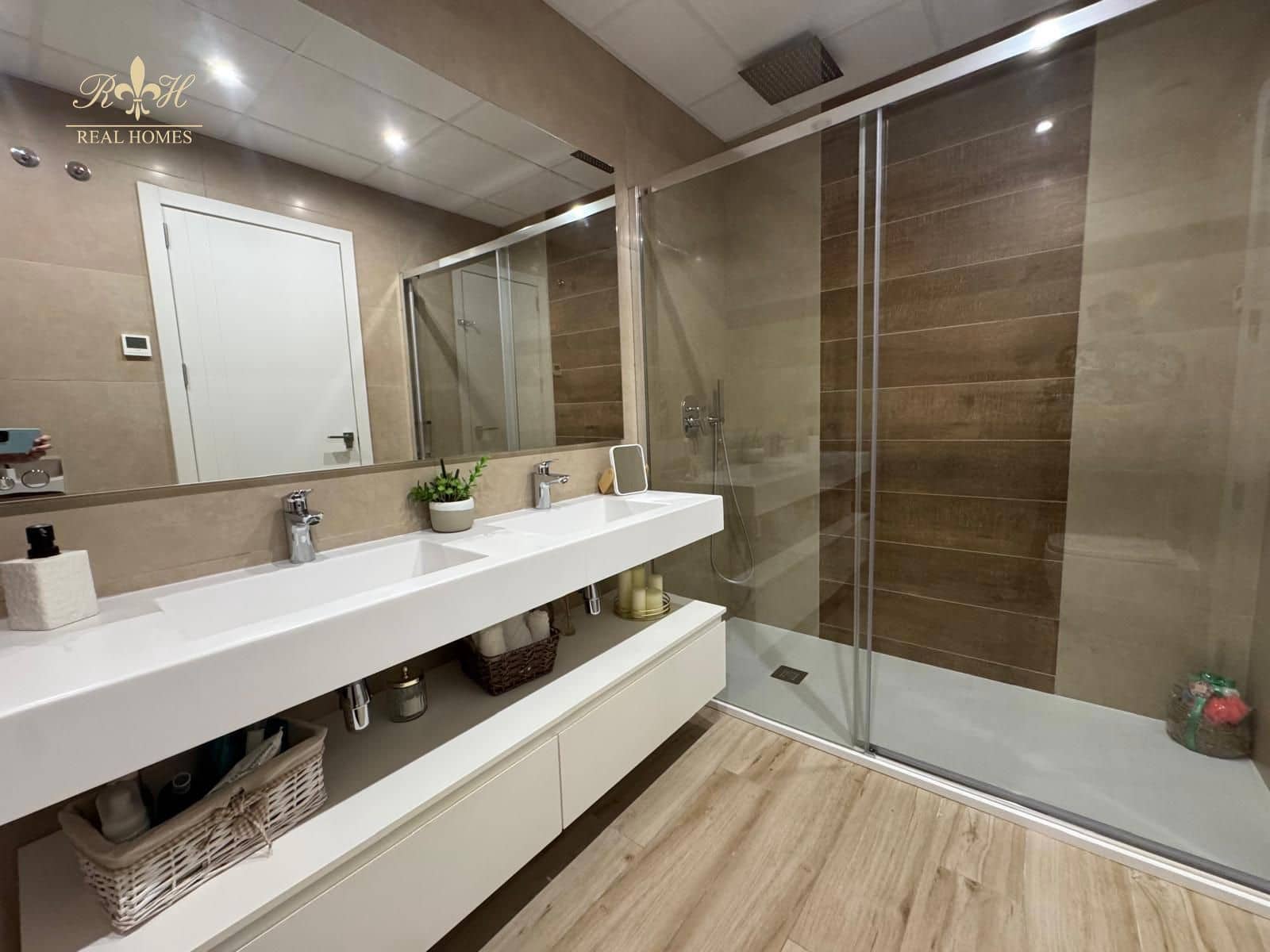3 camera da letto Appartamento in vendita in Benidorm con piscina garage - 750.000 € (Rif: 9932342)