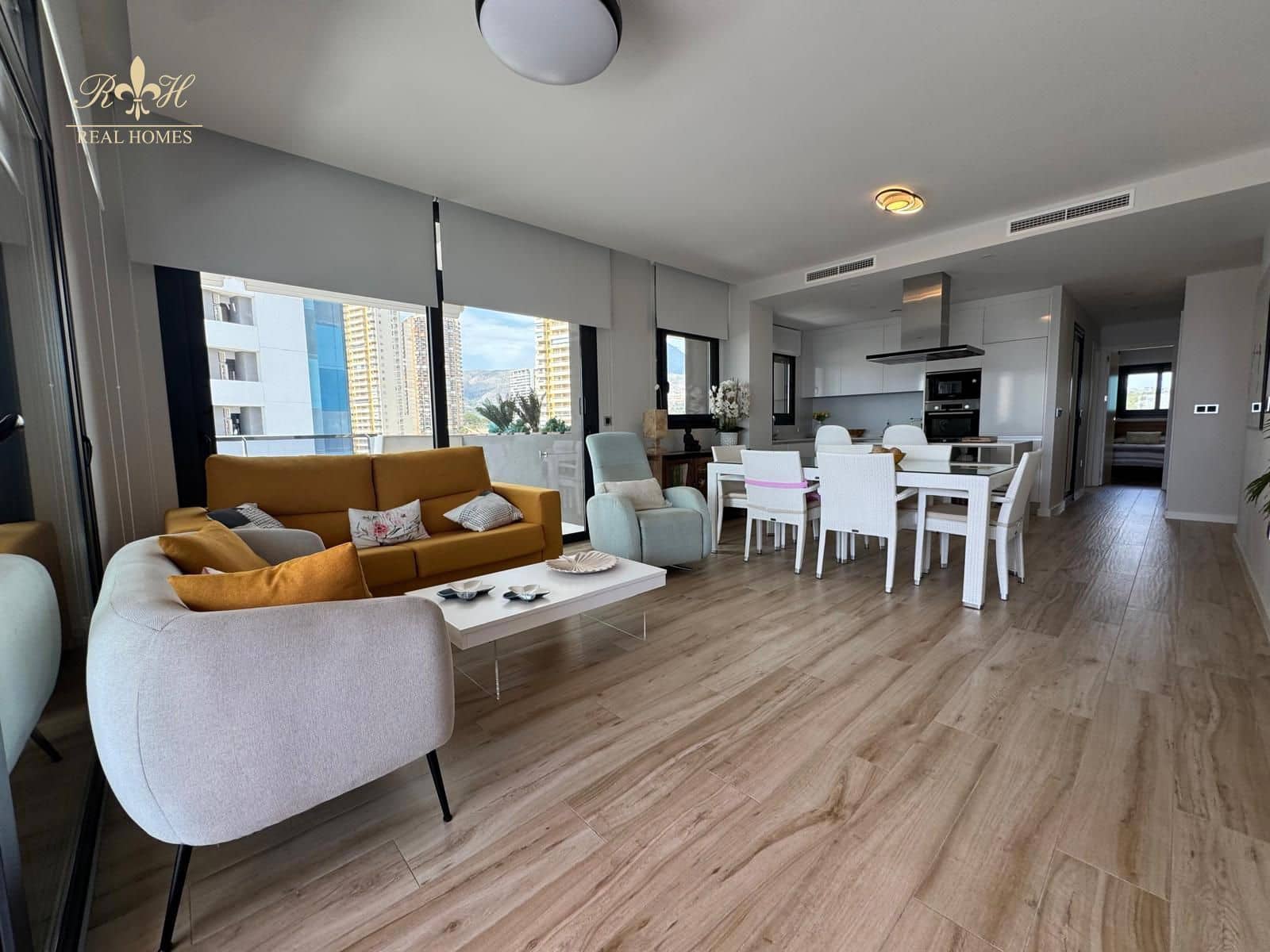 3 camera da letto Appartamento in vendita in Benidorm con piscina garage - 750.000 € (Rif: 9932342)