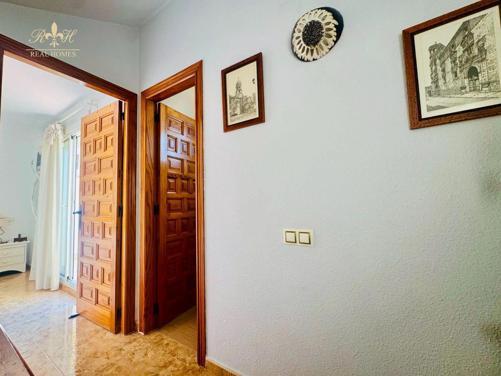 3 Zimmer Haus zu verkaufen in La Nucia mit Pool - 298.000 € (Ref: 9935285)