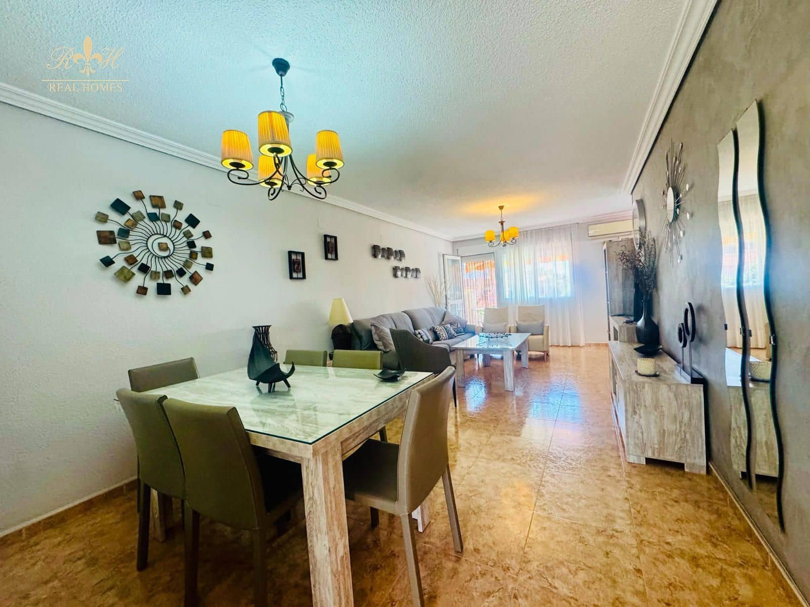 3 Zimmer Haus zu verkaufen in La Nucia mit Pool - 298.000 € (Ref: 9935285)