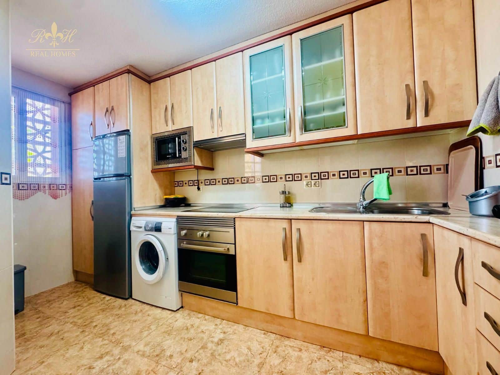 3 Zimmer Haus zu verkaufen in La Nucia mit Pool - 298.000 € (Ref: 9935285)