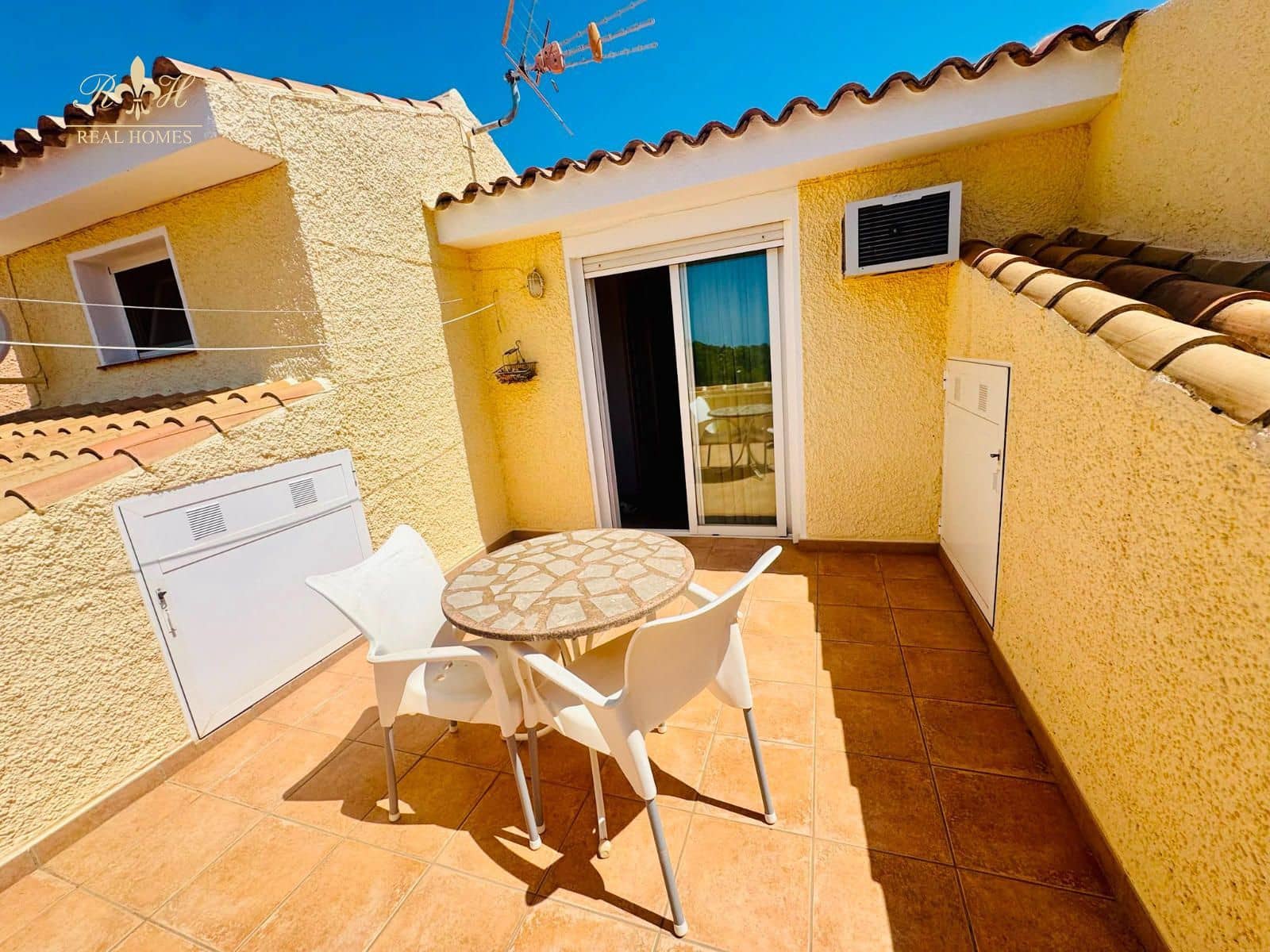 3 Zimmer Haus zu verkaufen in La Nucia mit Pool - 298.000 € (Ref: 9935285)