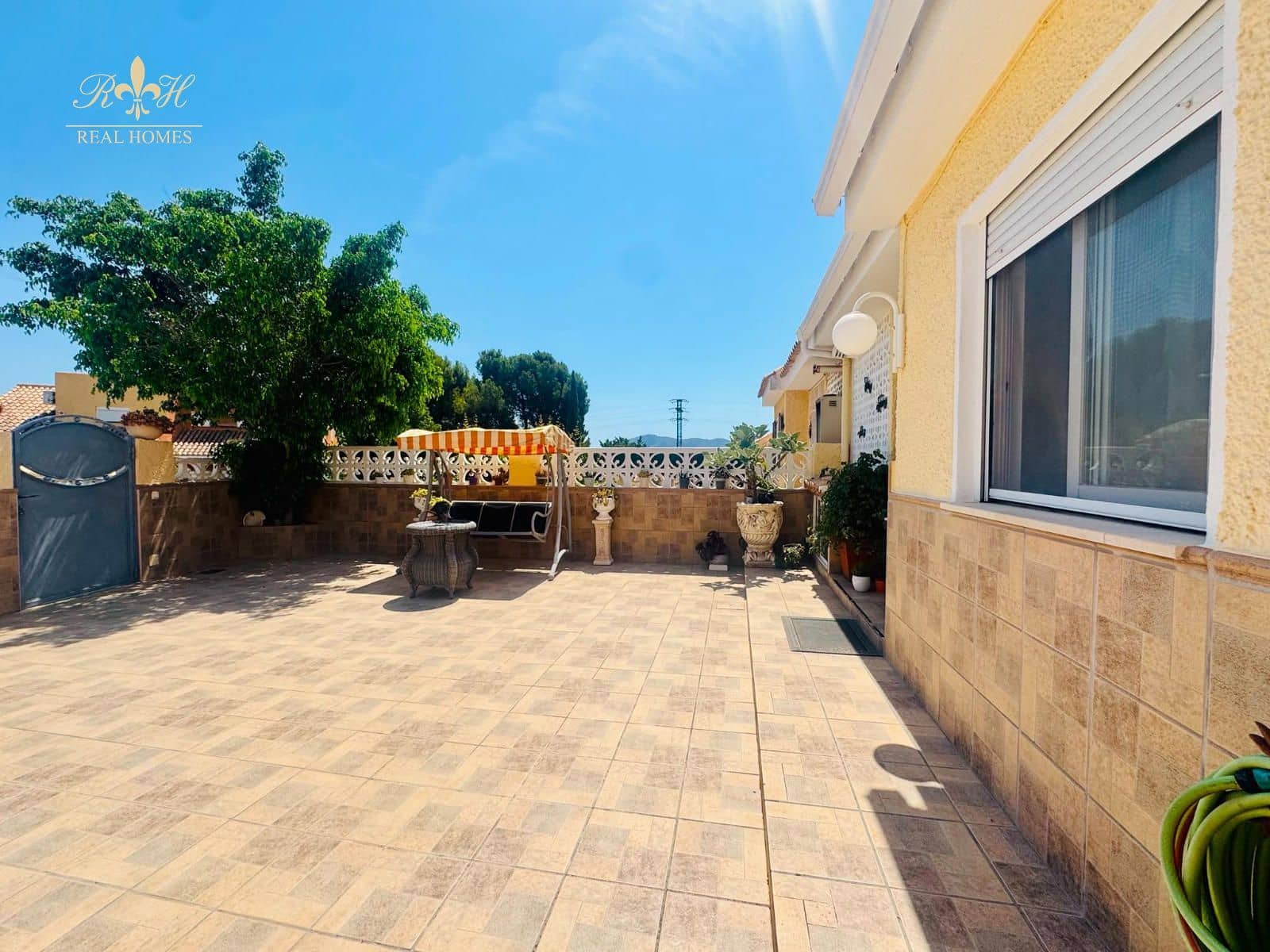 3 Zimmer Haus zu verkaufen in La Nucia mit Pool - 298.000 € (Ref: 9935285)