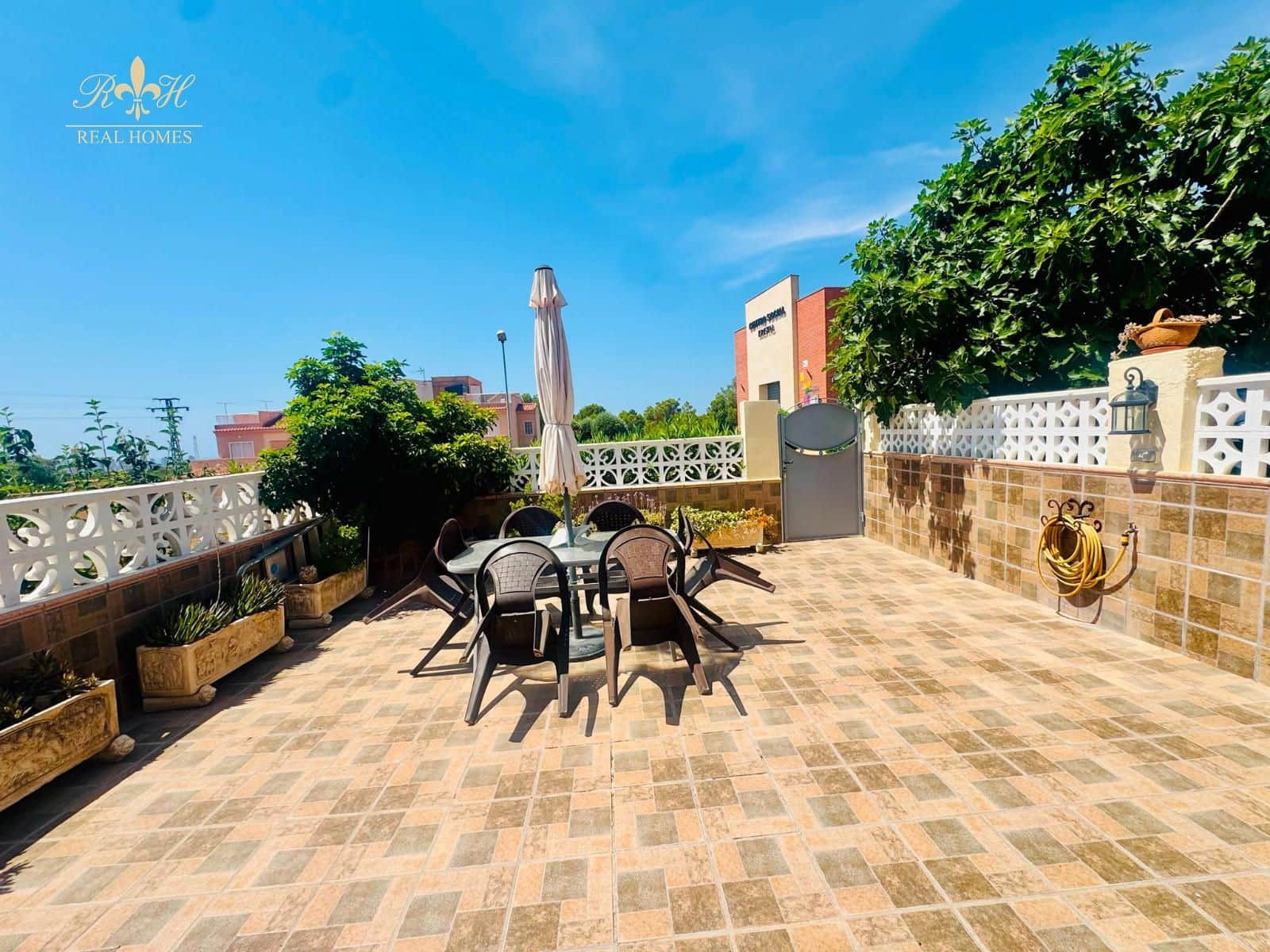 3 Zimmer Haus zu verkaufen in La Nucia mit Pool - 298.000 € (Ref: 9935285)