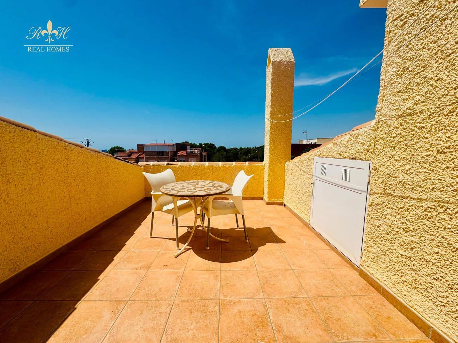 3 Zimmer Haus zu verkaufen in La Nucia mit Pool - 298.000 € (Ref: 9935285)