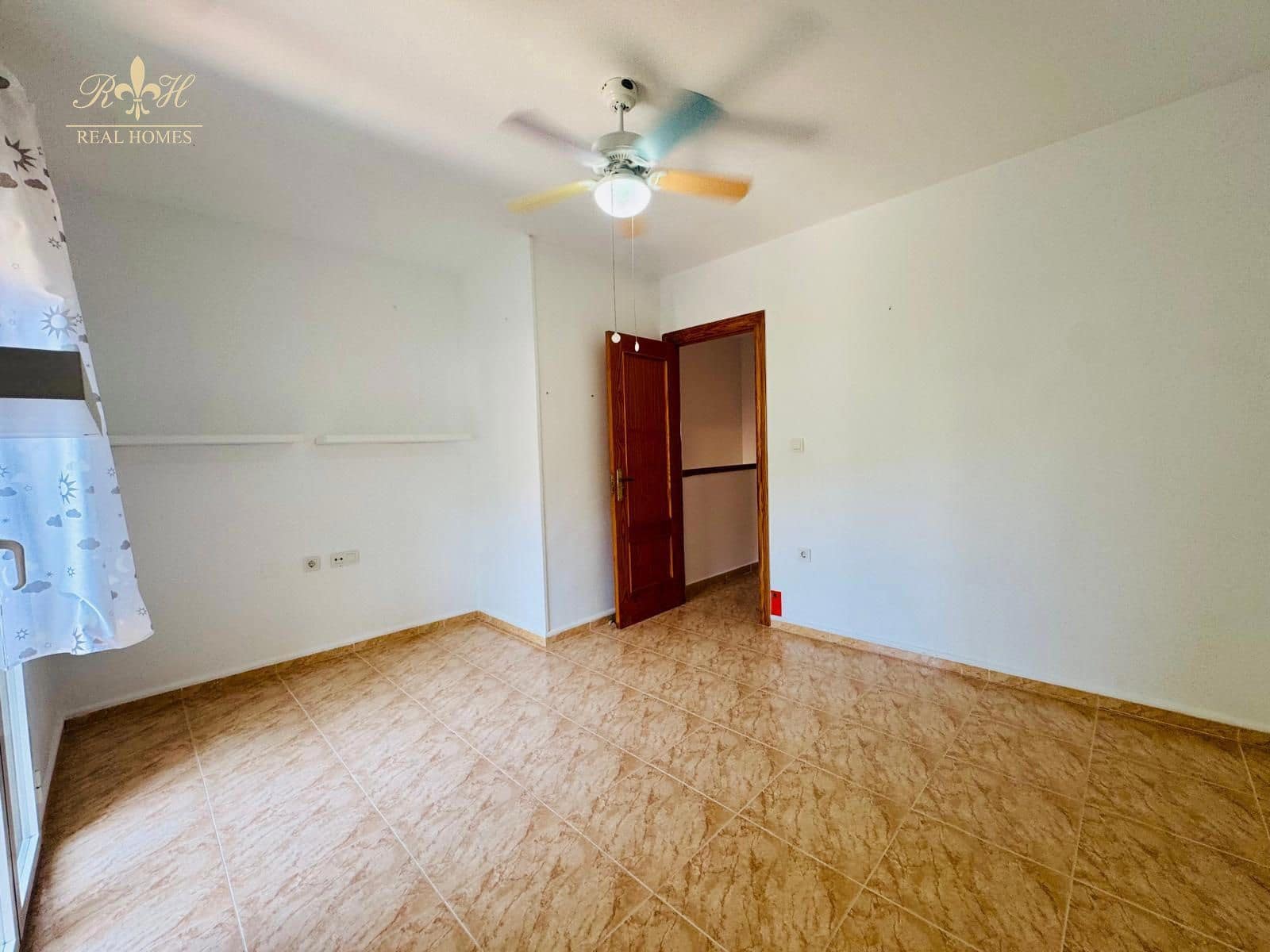 Piso de 2 habitaciones en Albir en venta con piscina garaje - 355.000 € (Ref: 9936830)