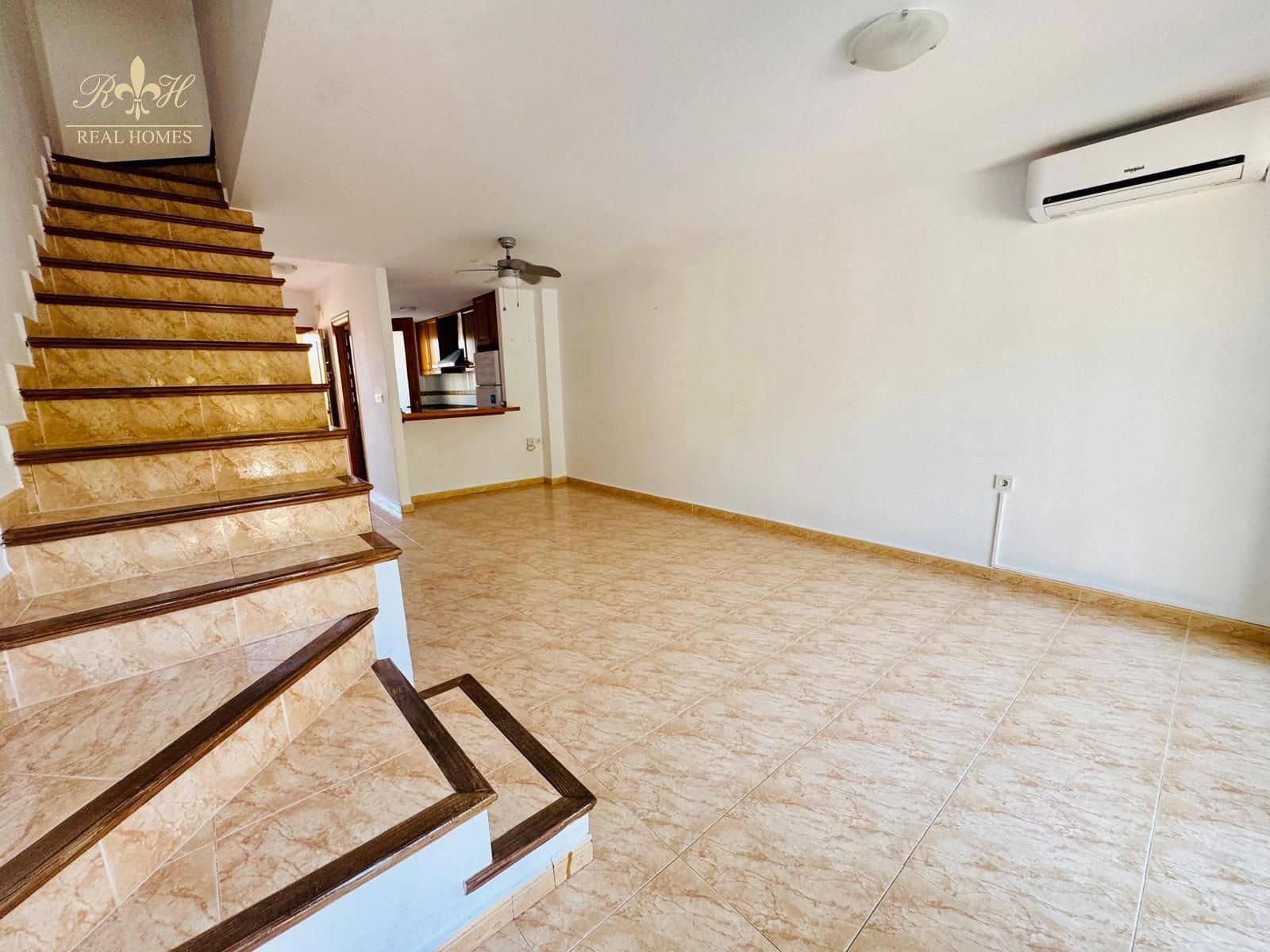 Piso de 2 habitaciones en Albir en venta con piscina garaje - 355.000 € (Ref: 9936830)