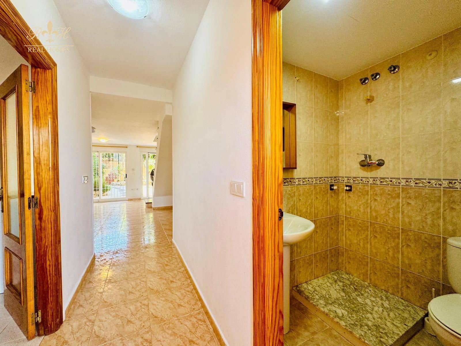 Piso de 2 habitaciones en Albir en venta con piscina garaje - 355.000 € (Ref: 9936830)