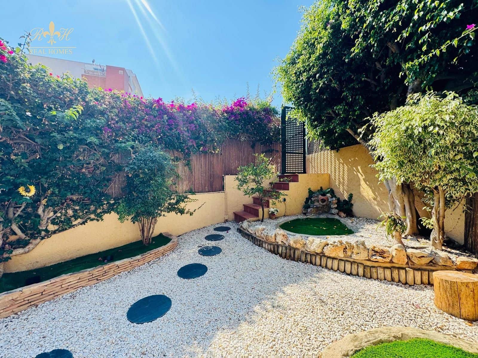 Piso de 2 habitaciones en Albir en venta con piscina garaje - 355.000 € (Ref: 9936830)