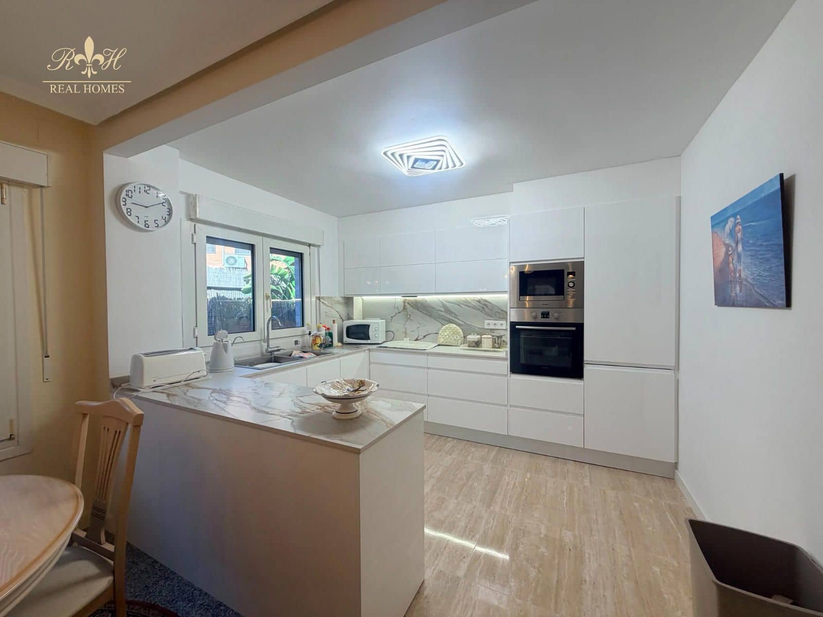 5 soveværelse Byhus til salg i Albir med swimmingpool garage - € 445.000 (Ref: 9937307)