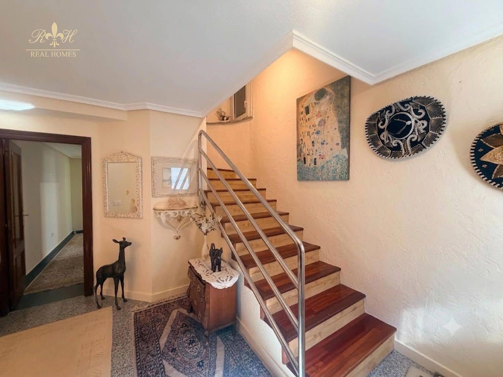 5 soveværelse Byhus til salg i Albir med swimmingpool garage - € 445.000 (Ref: 9937307)