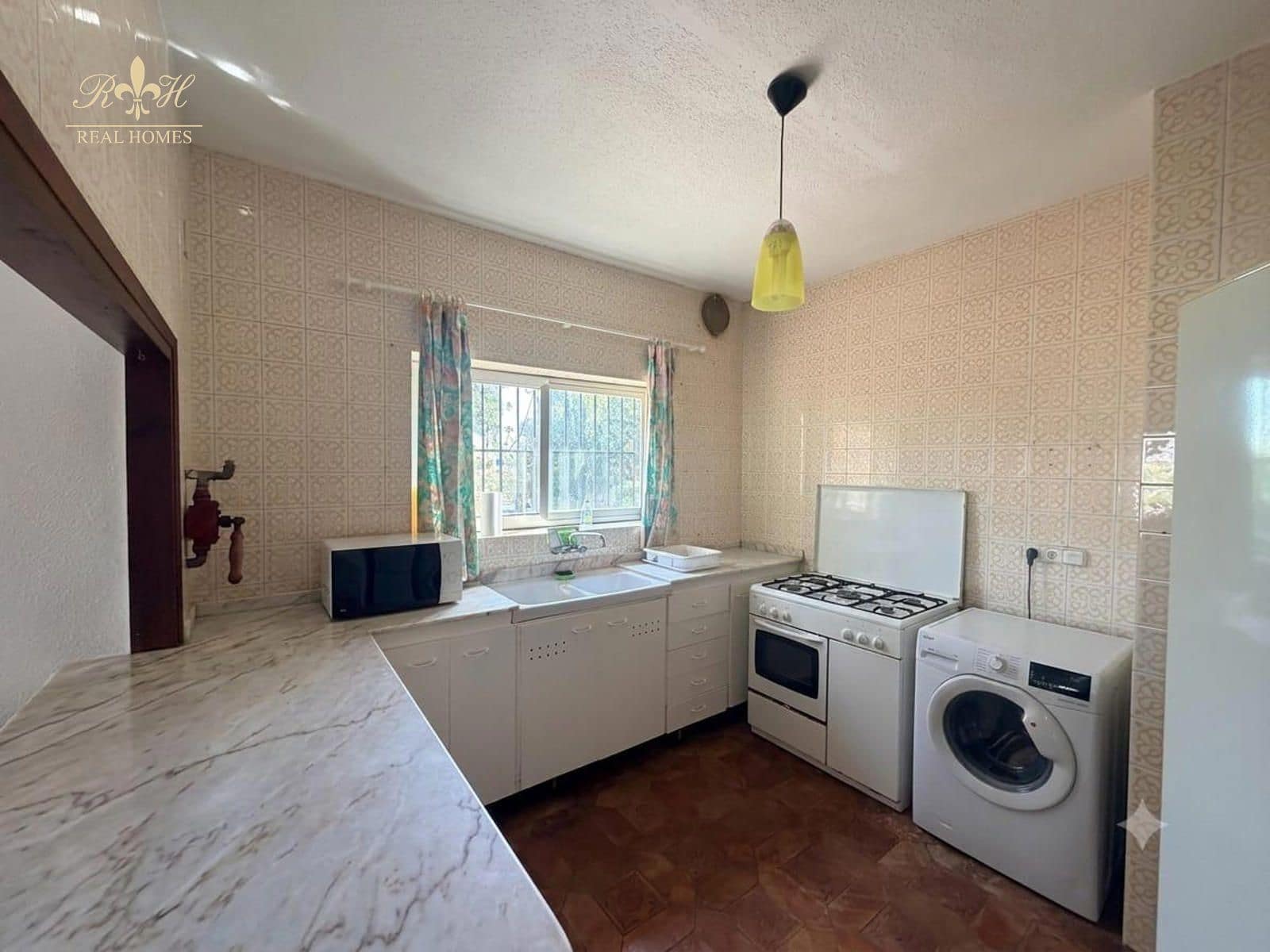 Villa til salg i Albir med swimmingpool garage - € 1.275.000 (Ref: 9938684)