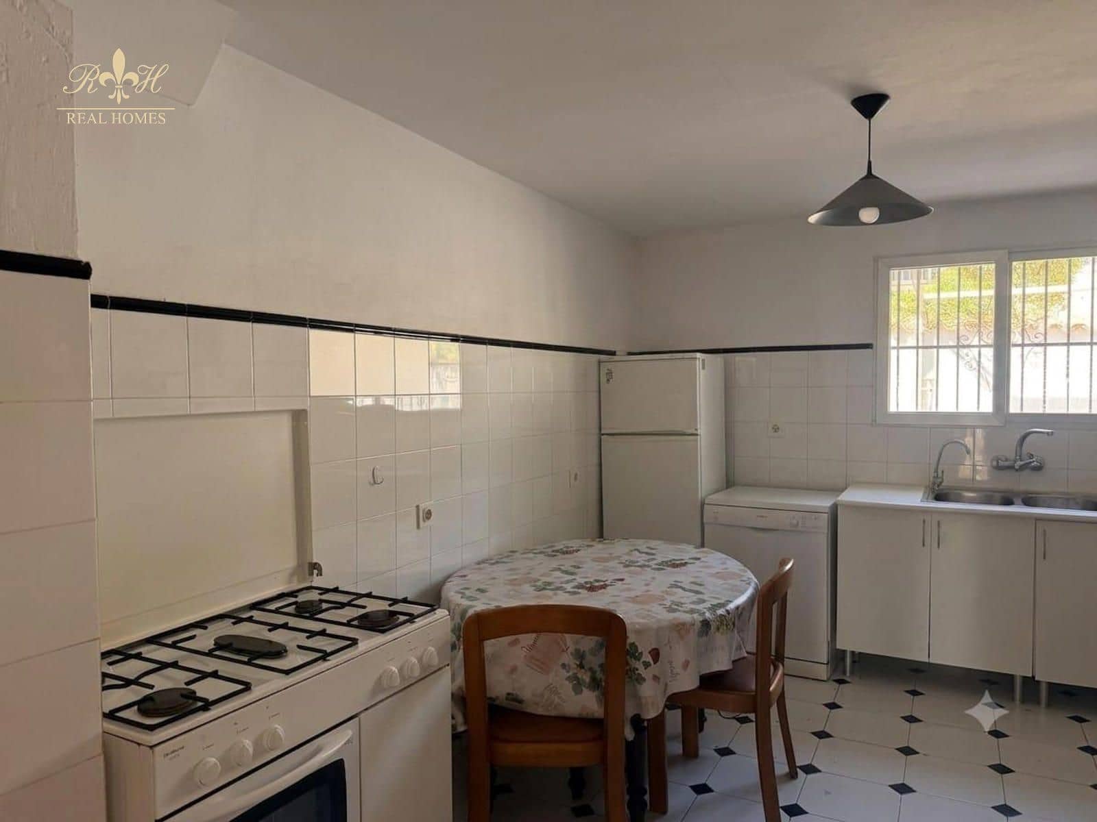 Villa til salg i Albir med swimmingpool garage - € 1.275.000 (Ref: 9938684)