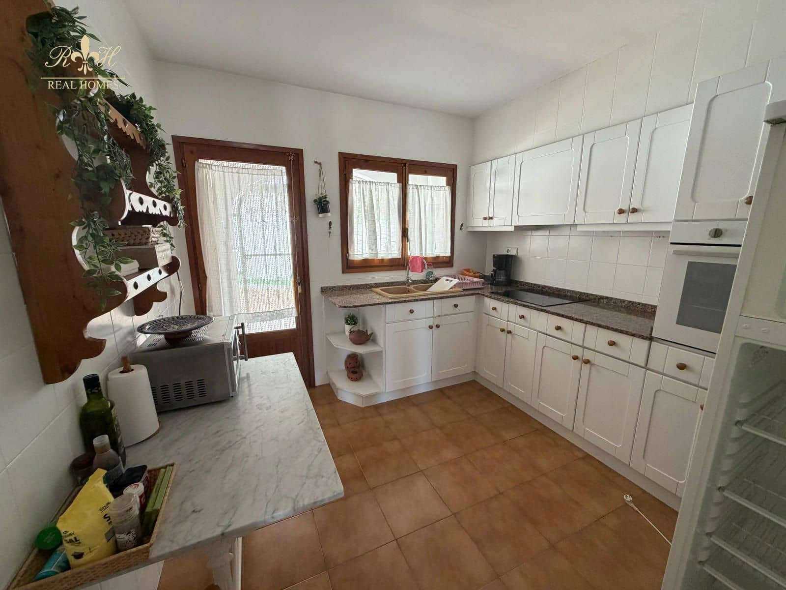 4 sypialnia Dom do wynajęcia w Alfaz del Pi / L'Alfas del Pi z basenem - 2 000 € (Ref: 9948654)
