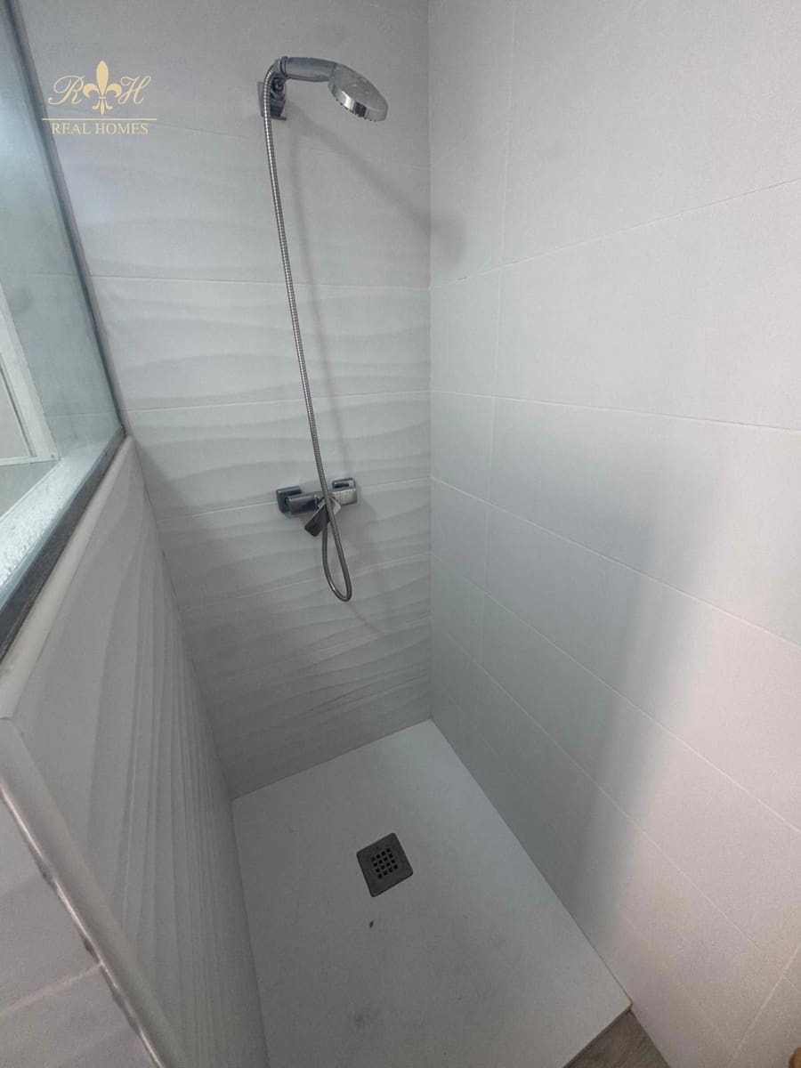 3 bedroom Villa for rent in Benidorm - € 1,500 (Ref: 9950488)