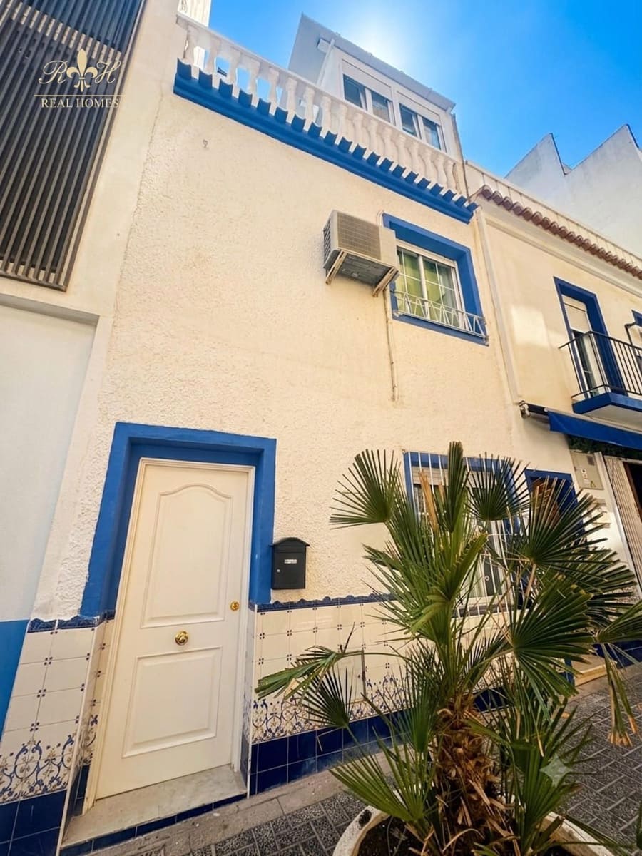 3 bedroom Villa for rent in Benidorm - € 1,500 (Ref: 9950488)