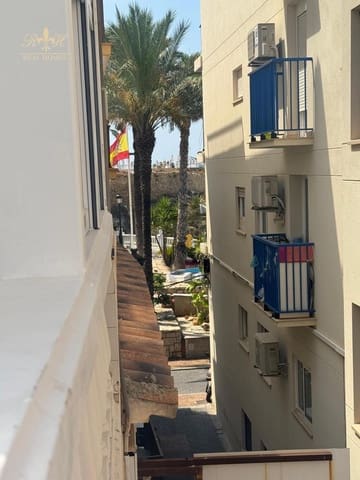 3 bedroom Villa for rent in Centro Urbano, Benidorm - € 1,500 (Ref: 9950488)
