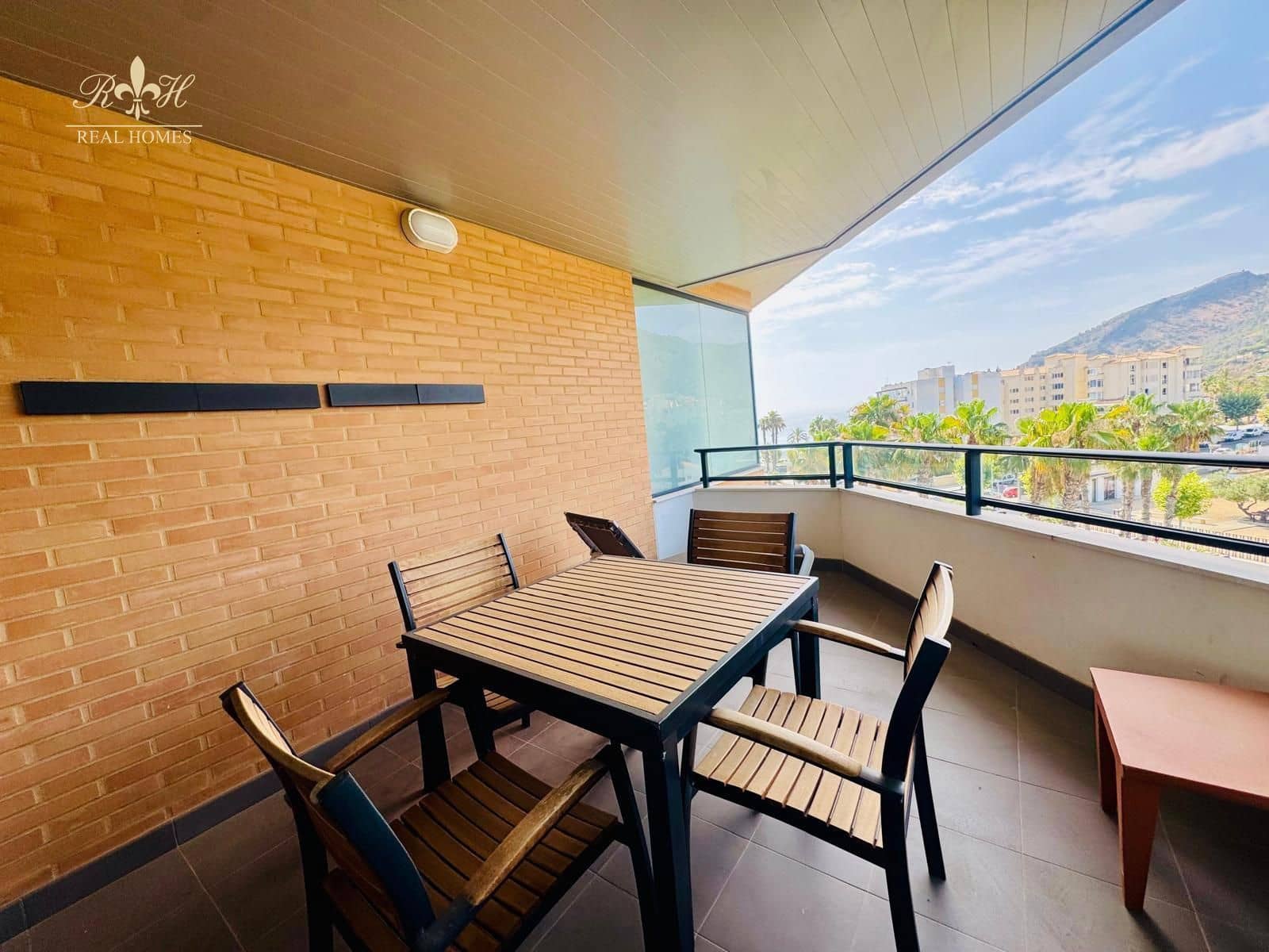 1 Zimmer Penthouse zu vermieten in Albir mit Pool Garage - 1.600 € (Ref: 9973589)