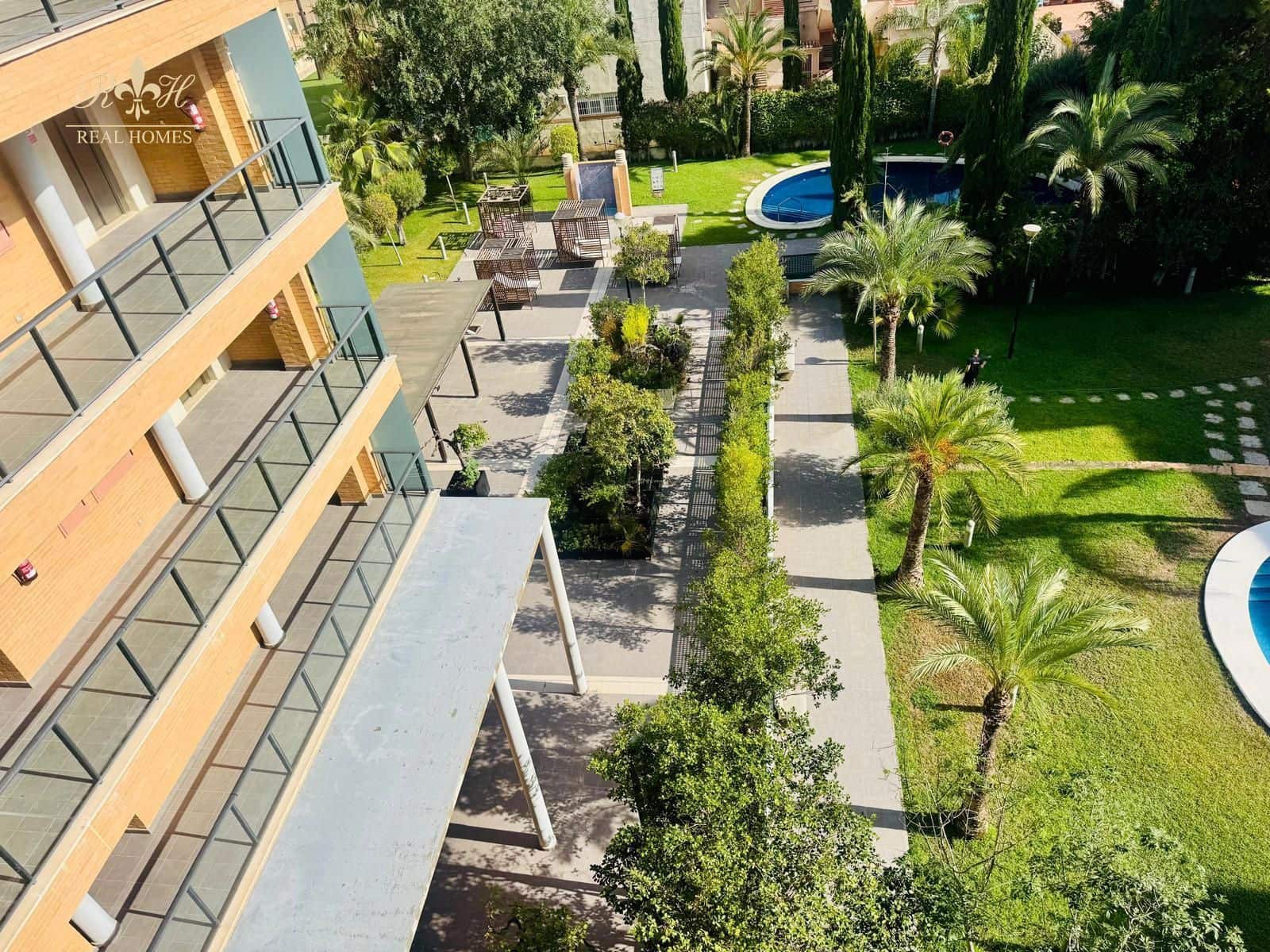 1 Zimmer Penthouse zu vermieten in Albir mit Pool Garage - 1.600 € (Ref: 9973589)