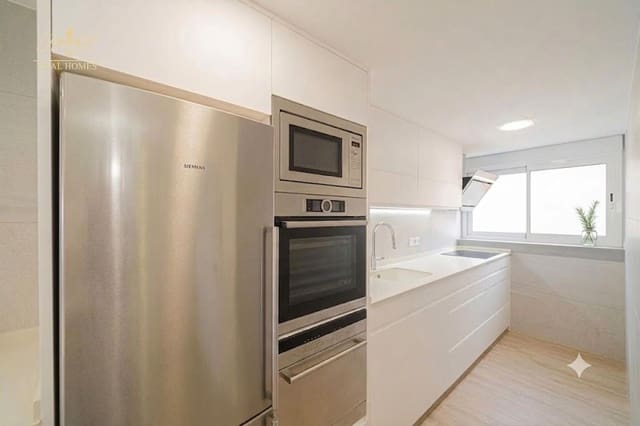 2 soverom Leilighet til salgs i Rincón de Loix, Benidorm med svømmebasseng garasje - € 639 000 (Ref: 9983887)