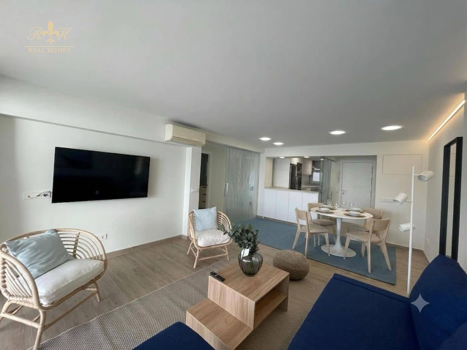 2 sovrum Lägenhet till salu i Benidorm med pool garage - 639 000 € (Ref: 9983887)