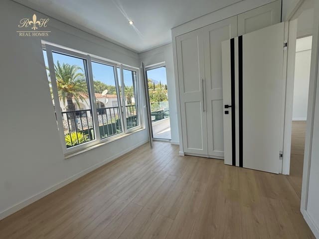 3 soveværelse Villa til salg i Barranco Hondo, La Nucia med swimmingpool - € 530.000 (Ref: 9993569)
