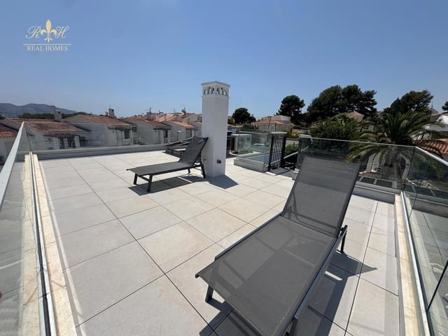 3 soveværelse Villa til salg i Barranco Hondo, La Nucia med swimmingpool - € 530.000 (Ref: 9993569)