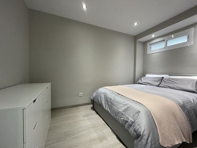 Apartamento de 1 habitación en Huerta Belón - Calvario, Marbella en alquiler con piscina - 1.450 € (Ref: 10019480)