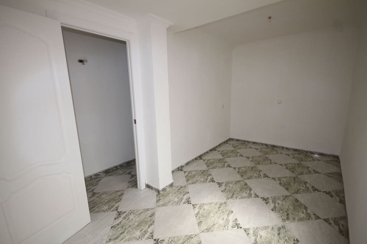 4 chambre Appartement à vendre à Malaga ville avec garage - 420 000 € (Ref: 9891129)