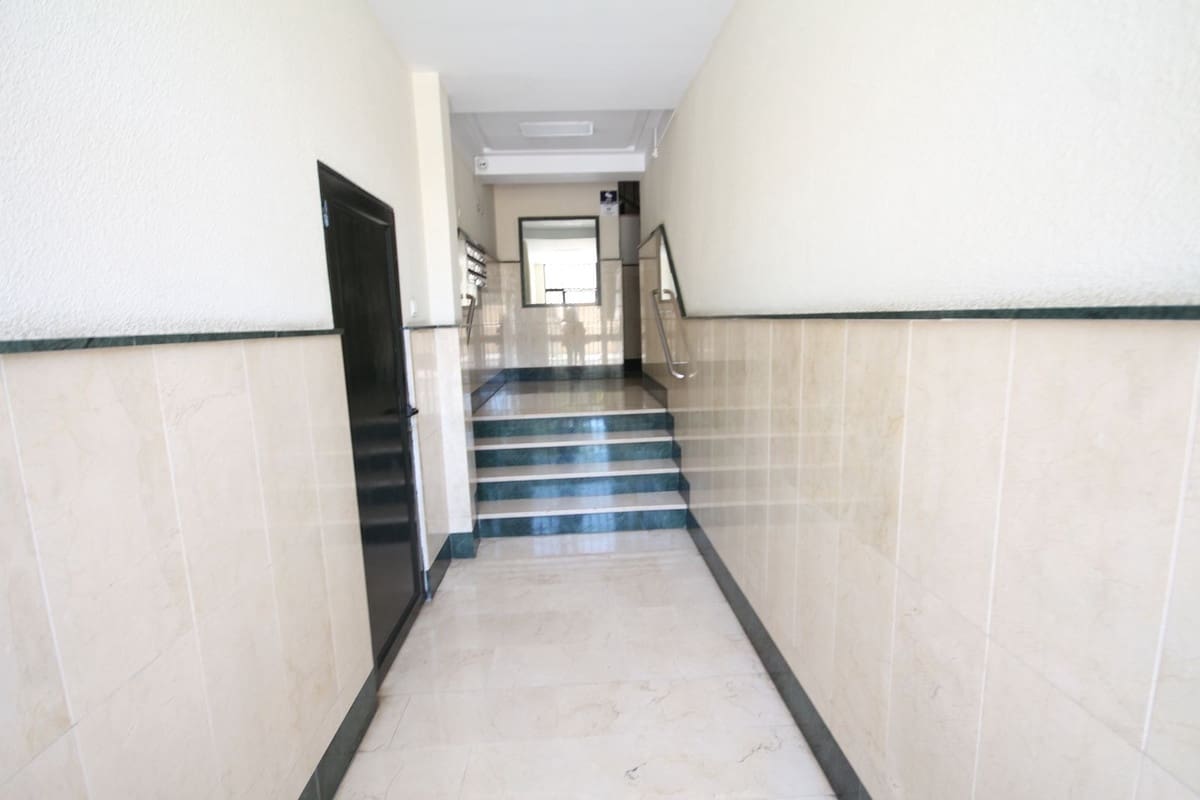 4 chambre Appartement à vendre à Malaga ville avec garage - 420 000 € (Ref: 9891129)
