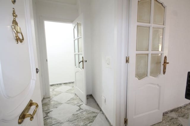 4 sovrum Lägenhet till salu i El Molinillo, Málaga stad med garage - 420 000 € (Ref: 9891129)